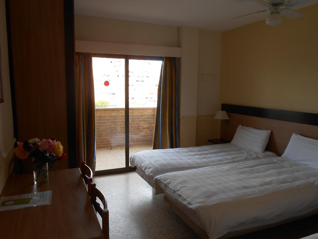 Hotel Marbella Росес Екстериор снимка