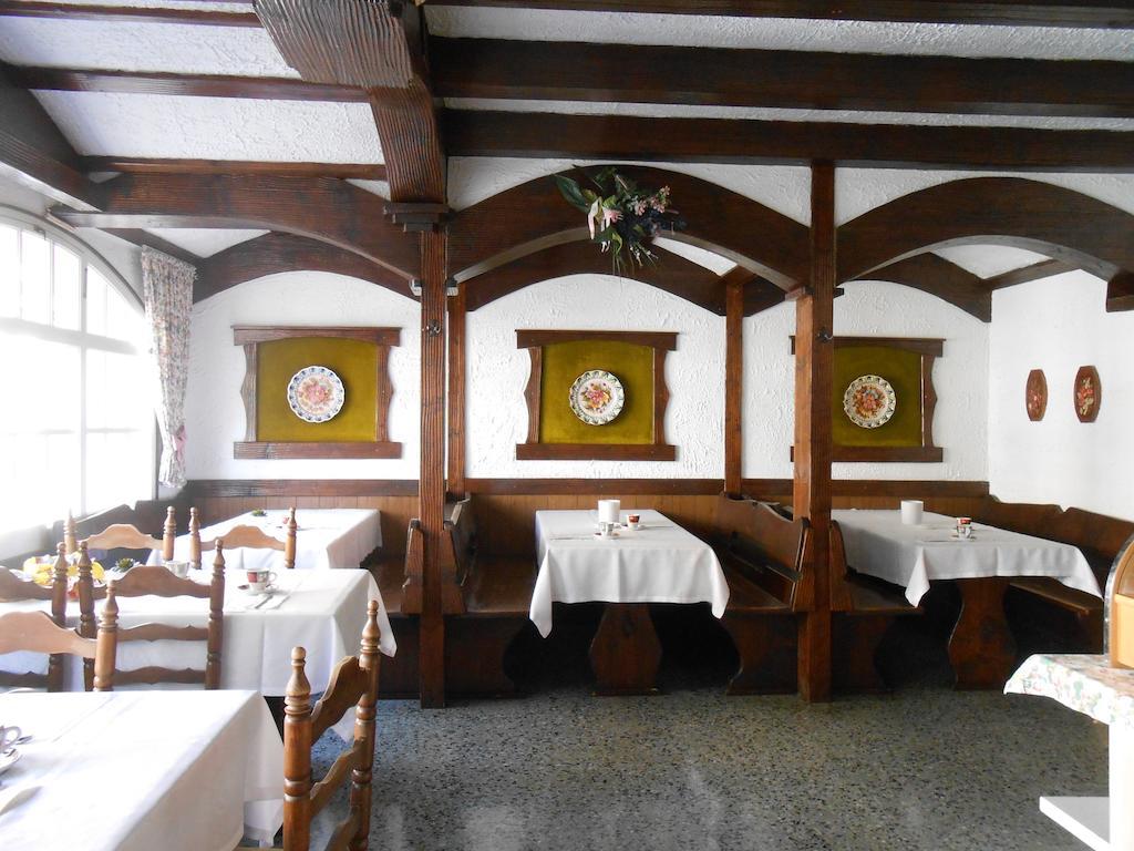 Hotel Marbella Росес Екстериор снимка